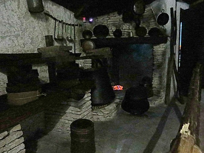 (42) ricostruzione di una abitaione